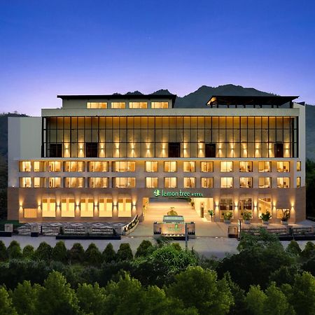 Lemon Tree Hotel, Ришикеш Экстерьер фото