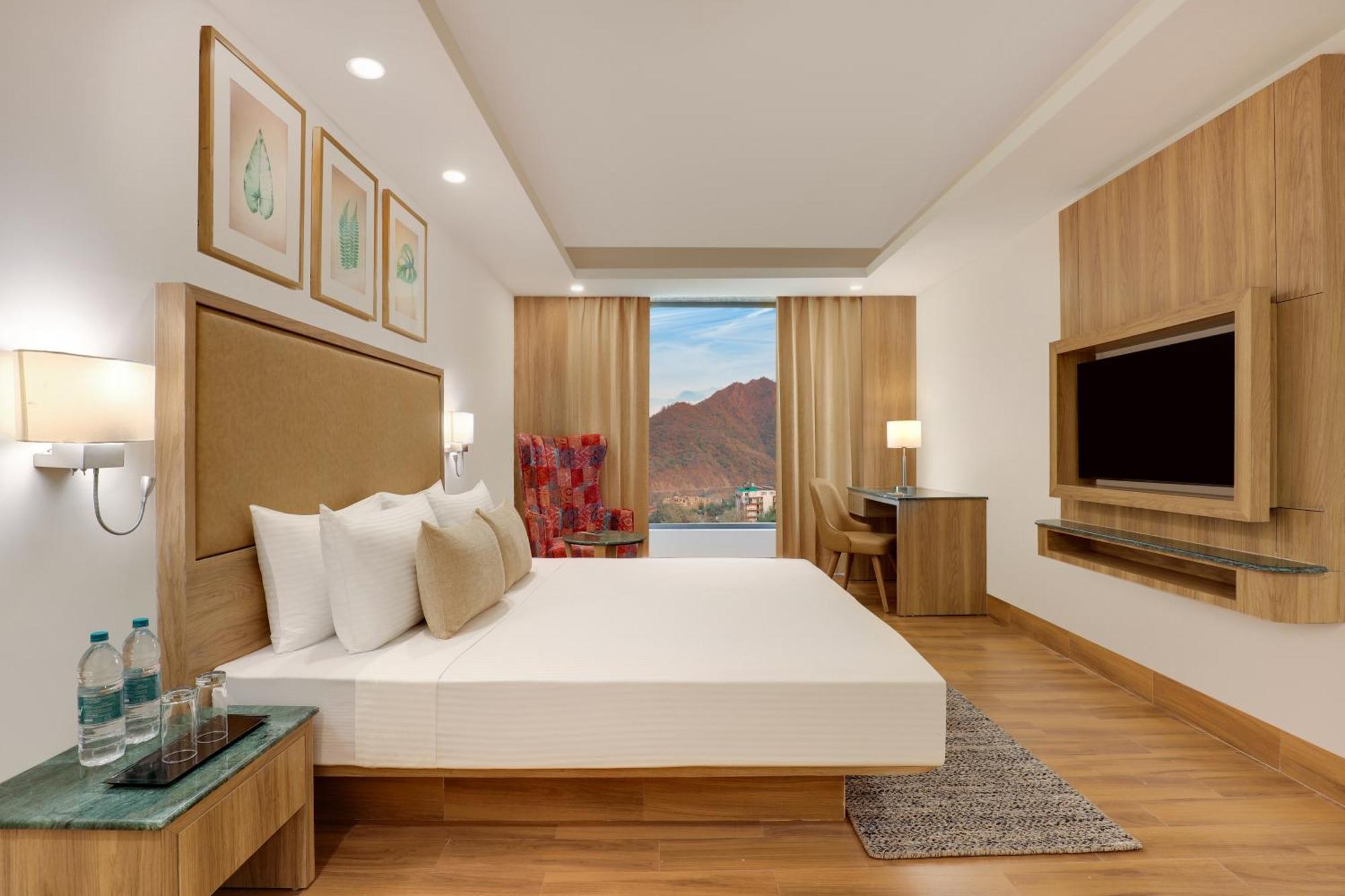 Lemon Tree Hotel, Ришикеш Экстерьер фото
